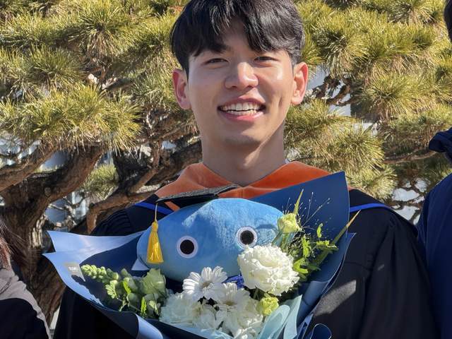 Hyuncheol Master Graduation — photo 4
